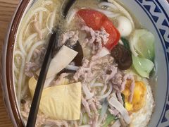 -蒙自源米线大王(信利城市广场店)