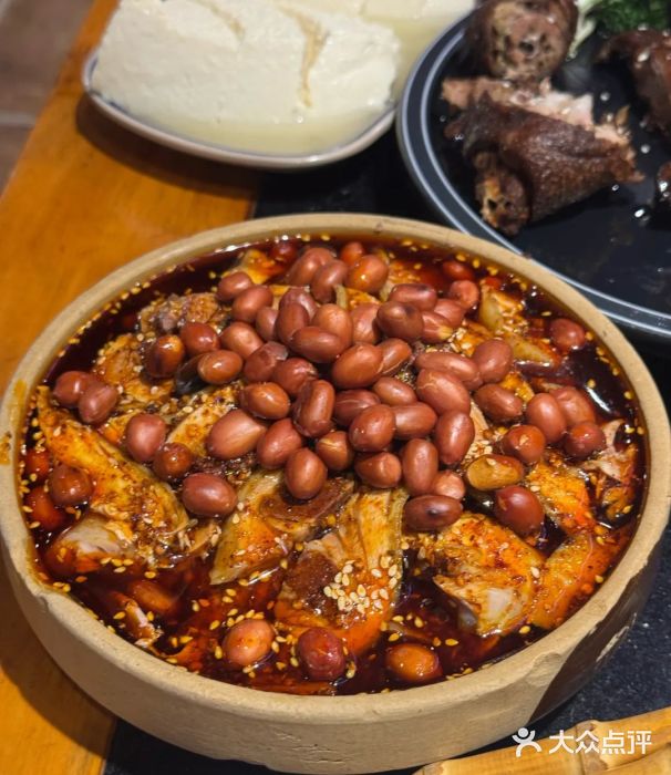 小饕荟雅安贡椒鱼鲜馆(广福桥店)图片