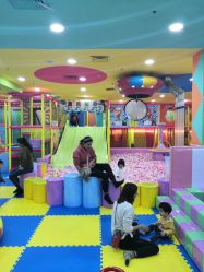 -宝贝渡口儿童游乐园(华南安盛店)