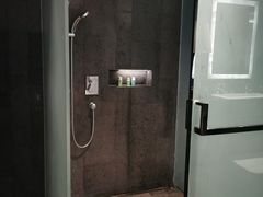 -深圳皇庭V酒店