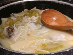 -九锅一堂酸菜鱼(新南凯德直营店)