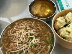 -正宗杨记普洱酸醋米线(总店)