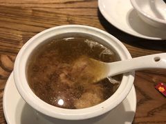山泉水炖银江土猪汤-金苑酒家·客家菜·广东老字号(万象店)