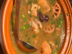 -黄泥岗·地道湖北菜(奥特莱斯店)