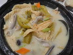 支竹猪肚煲-粤西稻里(富力路店)