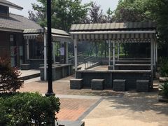 -吴淞炮台湾湿地森林公园烧烤区