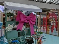 -新田360广场(上海华侨城店)