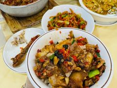 -笨罗卜浏阳菜馆(太平街店)
