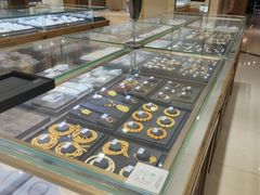 -品真阁华夏典当行(四通桥店)