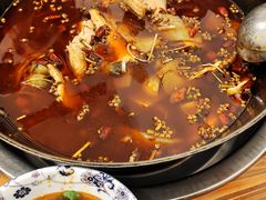 冷锅鱼-仔耳朵冷锅鱼蛙芋儿鸡(莲花东路店)