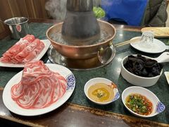 -楼外楼肥羊木炭火锅居(乐群街店)