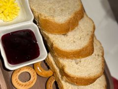 全面面包配黄油果酱-塔道斯西餐厅(中央大街店)