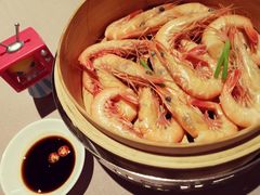 笼罩蒸鹰爪虾-新荣记(南京西路店)