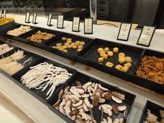 -元一希尔顿酒店·鲜切牛肉火锅禅自助餐厅