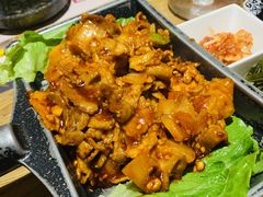 辣椒酱炒五花肉-冰川延边料理·炭烤串(原小木屋店)