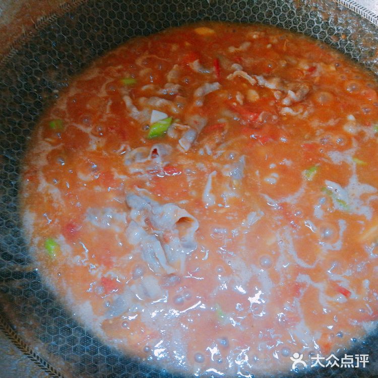 百搭番茄和无敌肉卷造就的番茄羊肉汤
