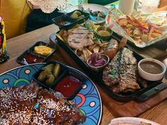 -Famous肥猫墨西哥音乐餐吧(五棵松华熙LIVE店)