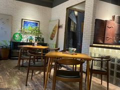 -JINNS锦时 steak&pizza(浸信会礼拜堂旧址店)
