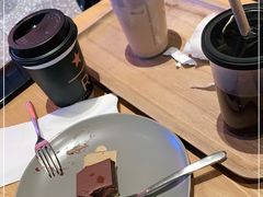 -星巴克臻选(上海合生汇1F店)