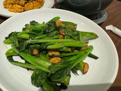 -港丽餐厅(正大店)