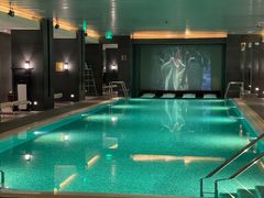 -丽思卡尔顿酒店泳池(金融街店)