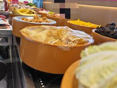 -龍歌自助小火锅(市北CBD万达店)