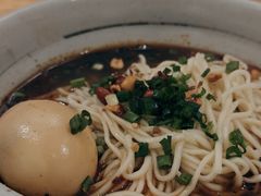-呼啦面馆·头牌豌杂面(爱琴海店)