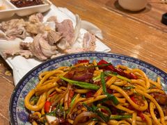 -贯贯吉·清真餐厅(浙江中路店)