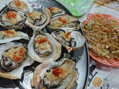 -蚝哥花姐湛江烤生蚝(美丽湾市场店)