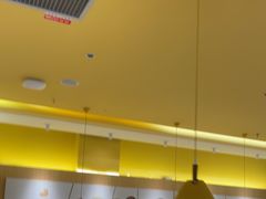 -小鱼小牛(世欧广场店)