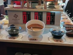 自助调料区-重庆秦妈火锅(周口店)