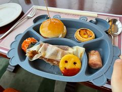-东莞塘厦三正半山温泉酒店·沙利文西餐厅