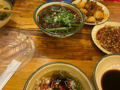 -拈签一笑黄牛肉辣卤串串
