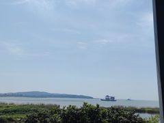 -亮河湾山庄
