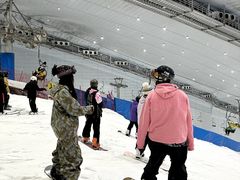 -哈尔滨热雪奇迹