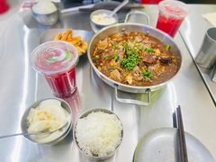 -蓉三少冒烤鸭·四川小吃集(北京首店)