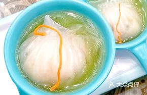 Ginseng Shrimp Dumplings