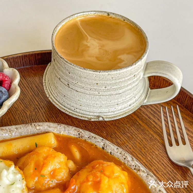 满口浓郁🍳番茄咖喱虾滑乌冬面🍜厚油脂拿铁