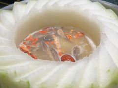 三代传承冬瓜盅-得意咚瓜·顺德鱼生·冬瓜火锅(深圳首店)