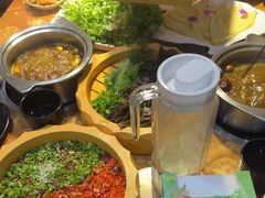 -塔兰齐新疆孜然火锅(鲤鱼山路店)