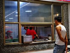 -花溪王记牛肉粉(四季花溪商场店)