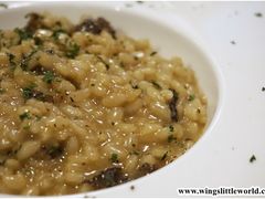 -La Mer Restaurant & Lounge