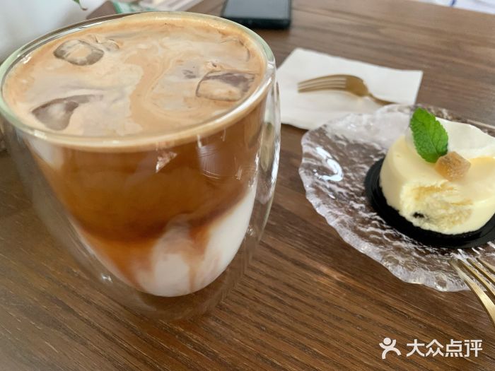 冬日咖啡拿铁图片