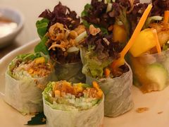 牛油果软壳蟹米纸卷-CHINCHIN 青青·泰国料理(万象食家店)