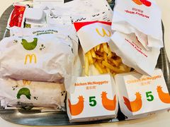 -麦当劳(新世纪环球中心店)