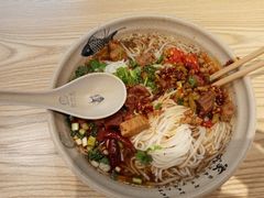-初湘记湖南米粉(丁豪广场店)