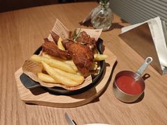 -芭莉与彩虹西餐厅(成都合生汇店)