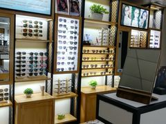 -LOGO眼镜·蔡司品牌折扣店(龙华清湖店)