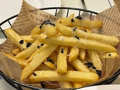 黑松露芝士薯条-沏点Trattoria意大利餐厅(新街口店)