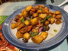 新疆馕丁炒肉-山玲湾新疆菜(立清路店)